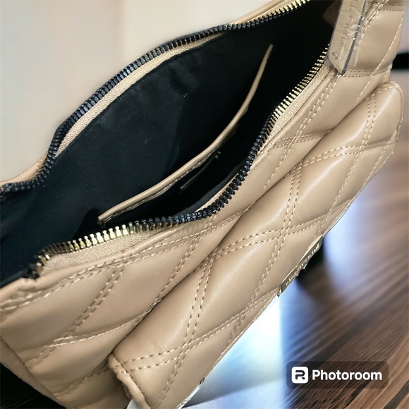 Kendall + Kylie Crossbody Bag With Adjustable Shoulder Strap For Women - Picture 6 of 6